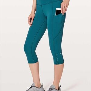 Lululemon Fast and Free Crop II *Nulux 19” - Dark Uniform Blue